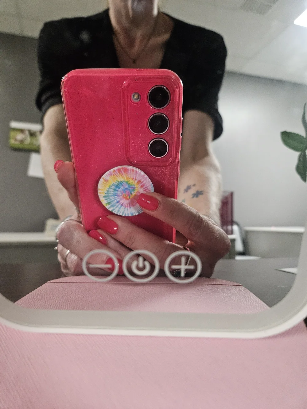 Lighted Vanity Mirror - Pink Frame
